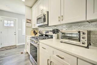 Long Branch Getaway Grill, 1 Block to Beach! - Long Branch - 1