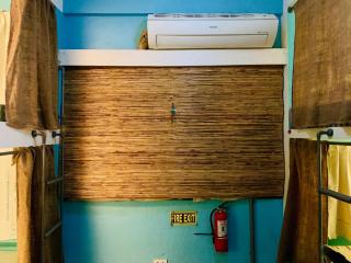Moon Fools Hostel - Panglao - 2