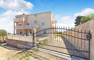 Stunning Apartment In Pula With Wifi - Pola (Pula) - 6