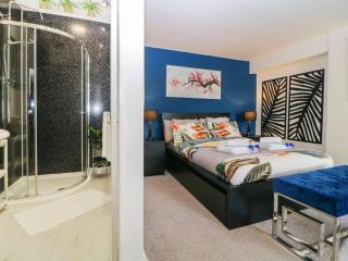 English Riviera- Coastal Home-Devon- Garden - 2