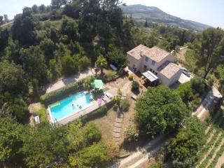 Secluded villa with private pool for 8 people six km to the beach - Le Castellet - 0