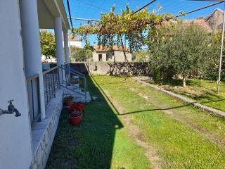 Kamena Kuca Family Rodin - Čapljina - 2