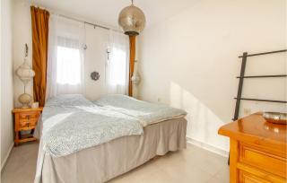 3 Bedroom Gorgeous Home In El Campello - El Campello - 3