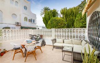 3 Bedroom Gorgeous Home In El Campello - El Campello - 2