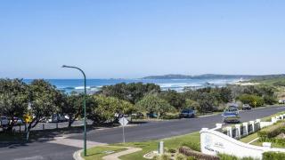 Breakers 2 - 7, 18 - 20 Pacific Parade - Yamba - 0