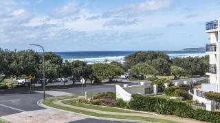 Breakers 2 - 8, 18 - 20 Pacific Parade - Yamba - 0
