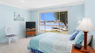 Blue Mariner, 16 Mariners Way - Yamba - 4