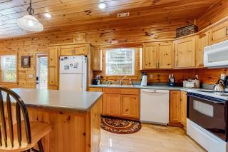 Toccoa River Retreat - Suches - 3