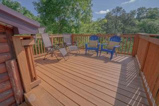 Smoke Rise Barn · Great Lake Front, Large Dock, 4bdrm, Pool Table - Dandridge - 7