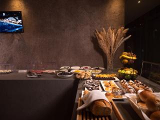 Select Hill Resort - 3