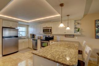 El Matador 318 - Walk right out to the pool and the beach! - Fort Walton Beach - 9