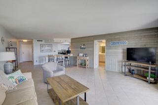 El Matador 415 - Walk right out to the pool and the beach! - Fort Walton Beach - 0