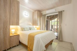 Eye of Kruger - Spacious holiday home with splash pool and boma - Marloth Park - 3