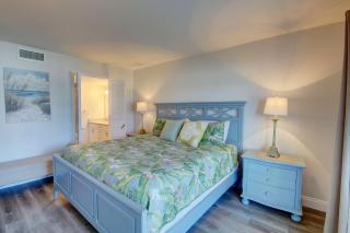 El Matador 427 - Gulf front with views of the Gulf and pool - Includes seasonal beach service! - Fort Walton Beach - 1