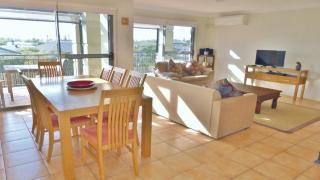 Meridian 5, 5 - 1 Beachside Way - Yamba - 8