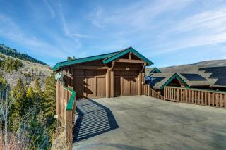 1203 Eagle Drive - 2