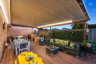 The Ultimate holiday home with resort style pool. - 1