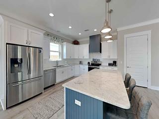 Sunshine Vacation Home - Destin - 2