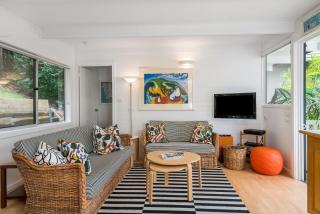 Upper Decks - Byron Bay - 3