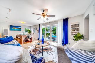 Pool and Beach Relaxing Close to Everything - Dania Beach - 8