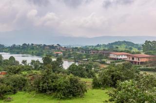StayVista's Shivom Villa 1 - A Serene Escape with Views of the Valley and Lake - Lonavla - 8
