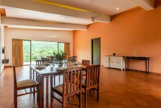 StayVista's Shivom Villa 3 - A Serene Escape with Views of the Valley and Lake - Lonavala - 4