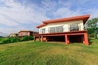 StayVista's Shivom Villa 4 - A Serene Escape with Views of the Valley and Lake - Lonavla - 6