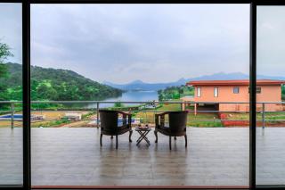 StayVista's Shivom Villa 2 - A Serene Escape with Views of the Valley and Lake - Lonavala - 5