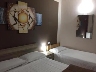 Hotel ELENA 1 SELF CHECK-IN - Parma - 3