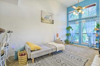 Cozy Irving Condo 15 Mi to Downtown Dallas! - Irving - 3