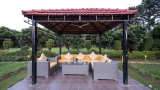 StayVista at The Banyan Abode with Pool Table, Pet Friendly & Outdoor Pool - Manesar - 1