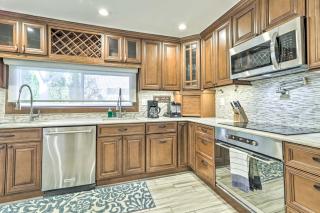 New Haven Gem with Private Pool, Walk to Beach! - 3