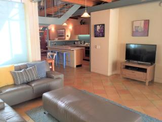 Fremantle Accommodation Villa Russell St - 1