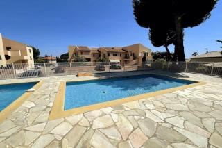charmand studio en résidence avec piscine - Bandol - 2
