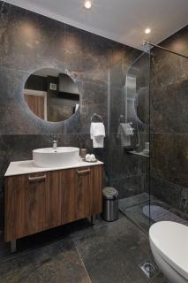 Downtown Luxury Apartment #1 - 3