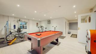 Jaw-Dropping Beach House In Anglesey - Benllech - 0
