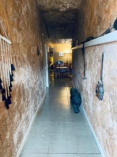 Pop’n’nin Dugout Accommodation at Coober Pedy Views - Coober Pedy - 0