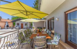 5 Bedroom Awesome Home In Medulin - Medulin - 9