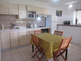 L'hibiscus By Nid'Ouest - Grand T3 - Parking privé - Le Lamentin - 6