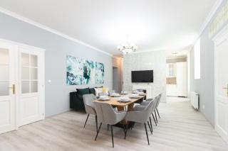Luxury Central 150m2 Apartment on Wencelas Square with Private Garage - 3