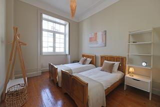 FLH Porto Classic Apartment with Parking - 5