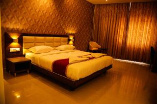 Royal Indraprastha The Hotel - Bangalore - 0