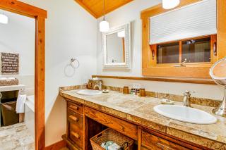 Suncadias Gathering Place - Cle Elum - 1