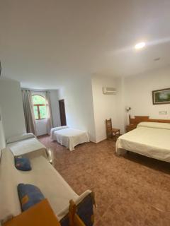 Hotel Meson Fuente del Pino - Olvera - 1