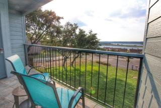 Lakeview Breeze - Canyon Lake - 0