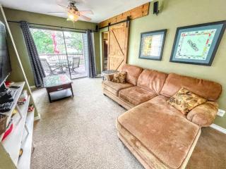 The FARM House - New Braunfels - 1