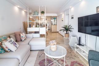 Cozy 2 bedroom corner apartment in Puerto Banus with a Stunning Terrace - Marbella - 9