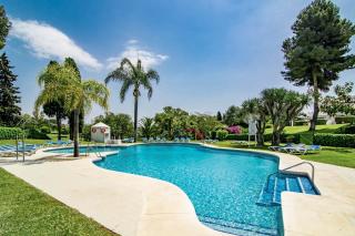 Spectacular 3 bedroom apartment in Marbella with views of La Concha - Marbella - 9