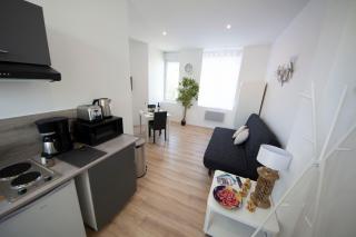 IVOIRIA !!! SUBLIME Studio HOME STAGING AU CENTRE VILLE !!! - Saint-Quentin - 5