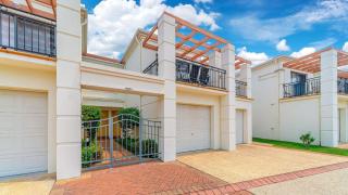 Breakers Block 5 Unit 6 - Yamba - 6